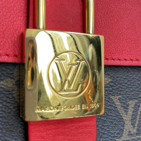 Close up - Picture 2 of 3